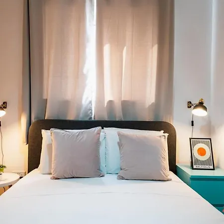 Stylish Duplex Retreat شقة