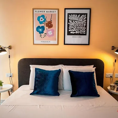 Daire Stylish 2br Duplex Retreat In *