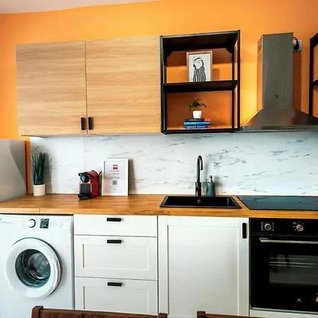 Daire Stylish 2br Duplex Retreat In