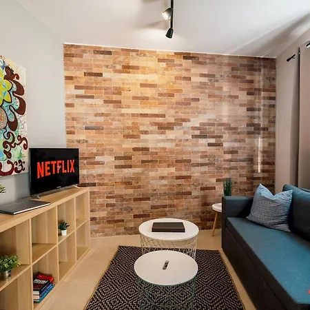 Stylish 2br Duplex Retreat In